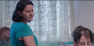 Abraço no Cine Drive-in do Museu da Gente Sergipana