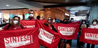 SINTESE participa de ato contra PEC 32 em Brasília