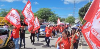 Poço Redondo: magistério nas ruas em defesa de direitos e condições de trabalho
