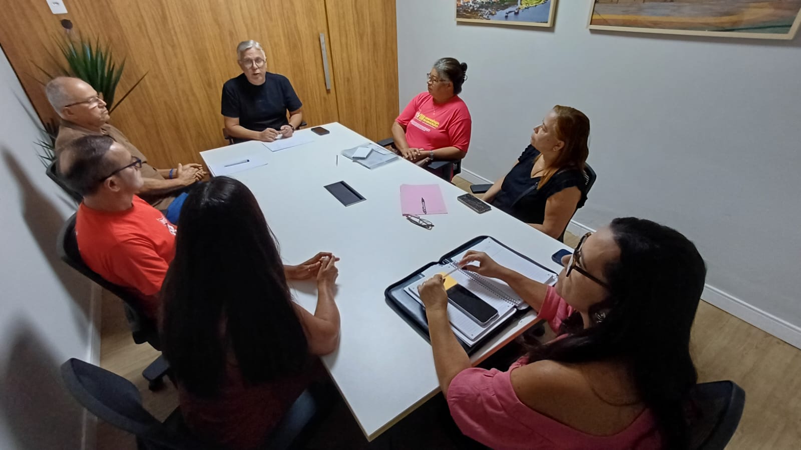 SINTESE cobra negociação para que valor do piso seja pago a professoras e professores de Pirambu